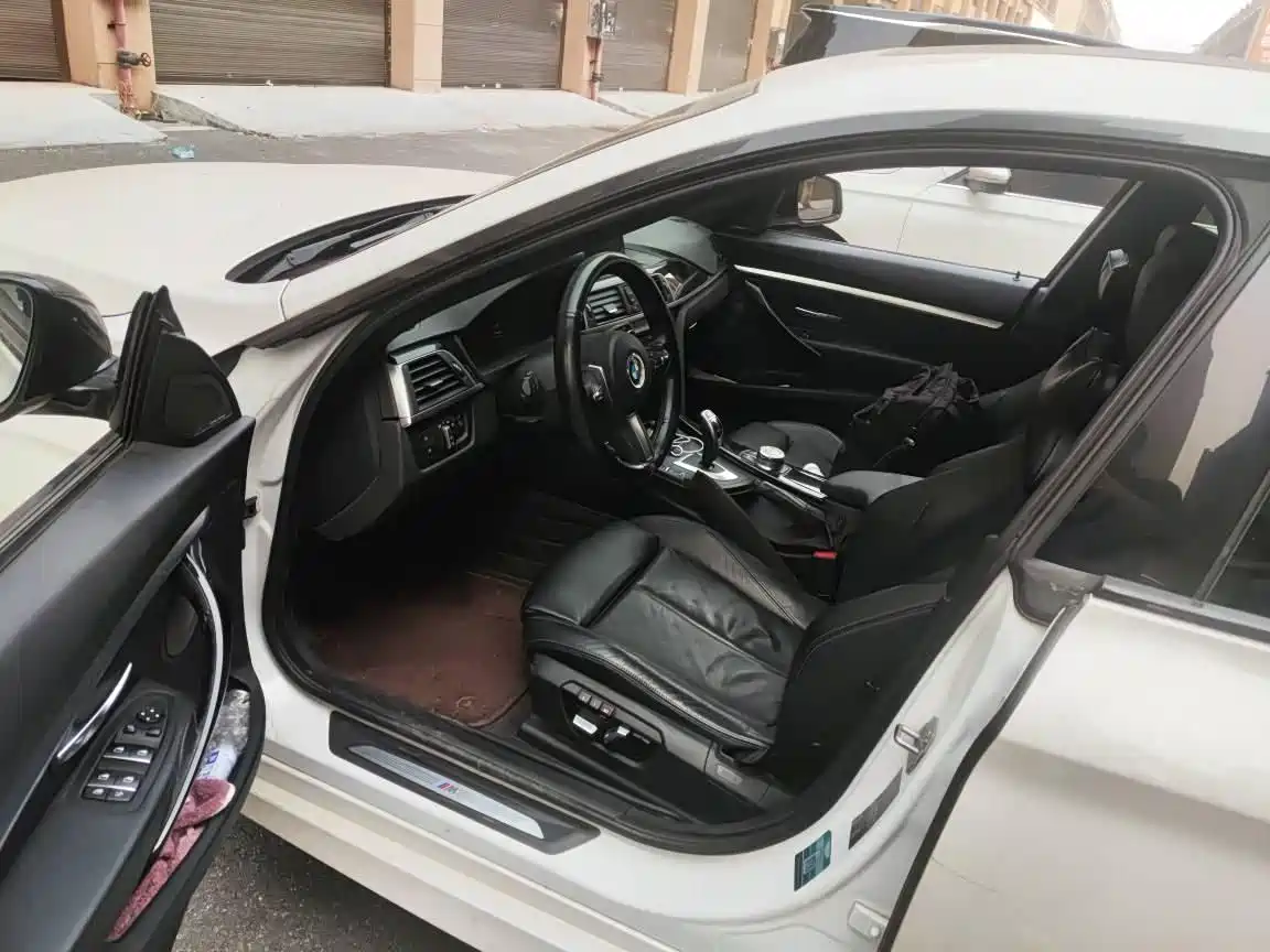 BMW 3 Series GT 2019 320i M Sport Model фото 5