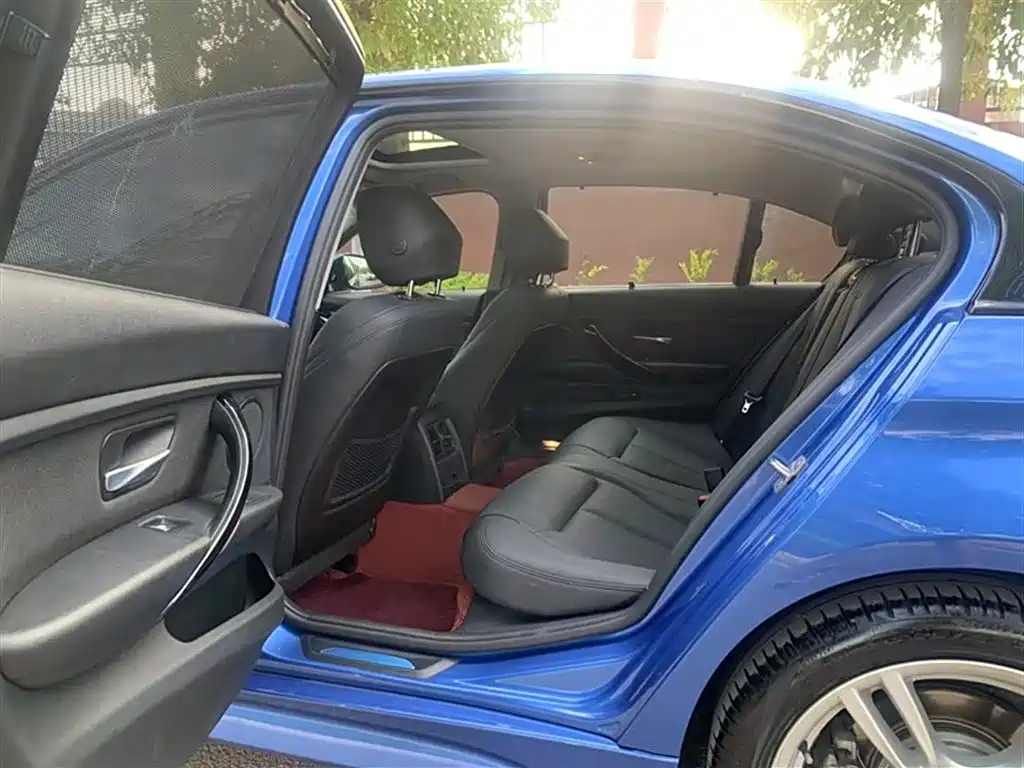 BMW 3 Series 2018 320Li Leading M Sport Package фото 18