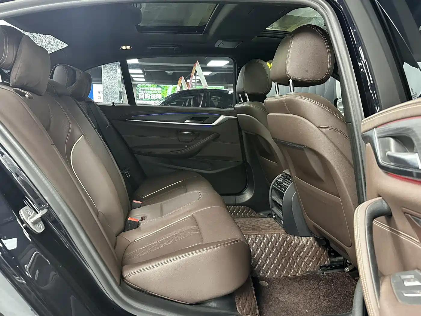 BMW 5 Series 2022 Facelift 530Li Leading M Sport Package фото 14