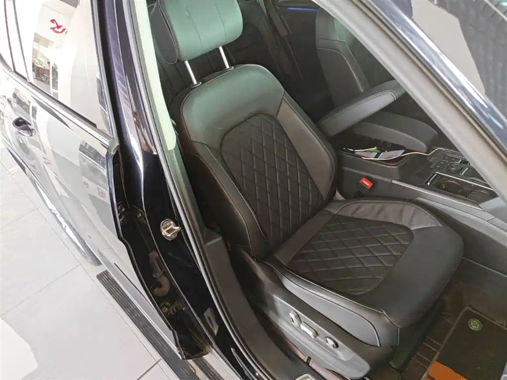 Volkswagen Teramont 2019 530 V6 AWD Flagship Edition China V фото 25