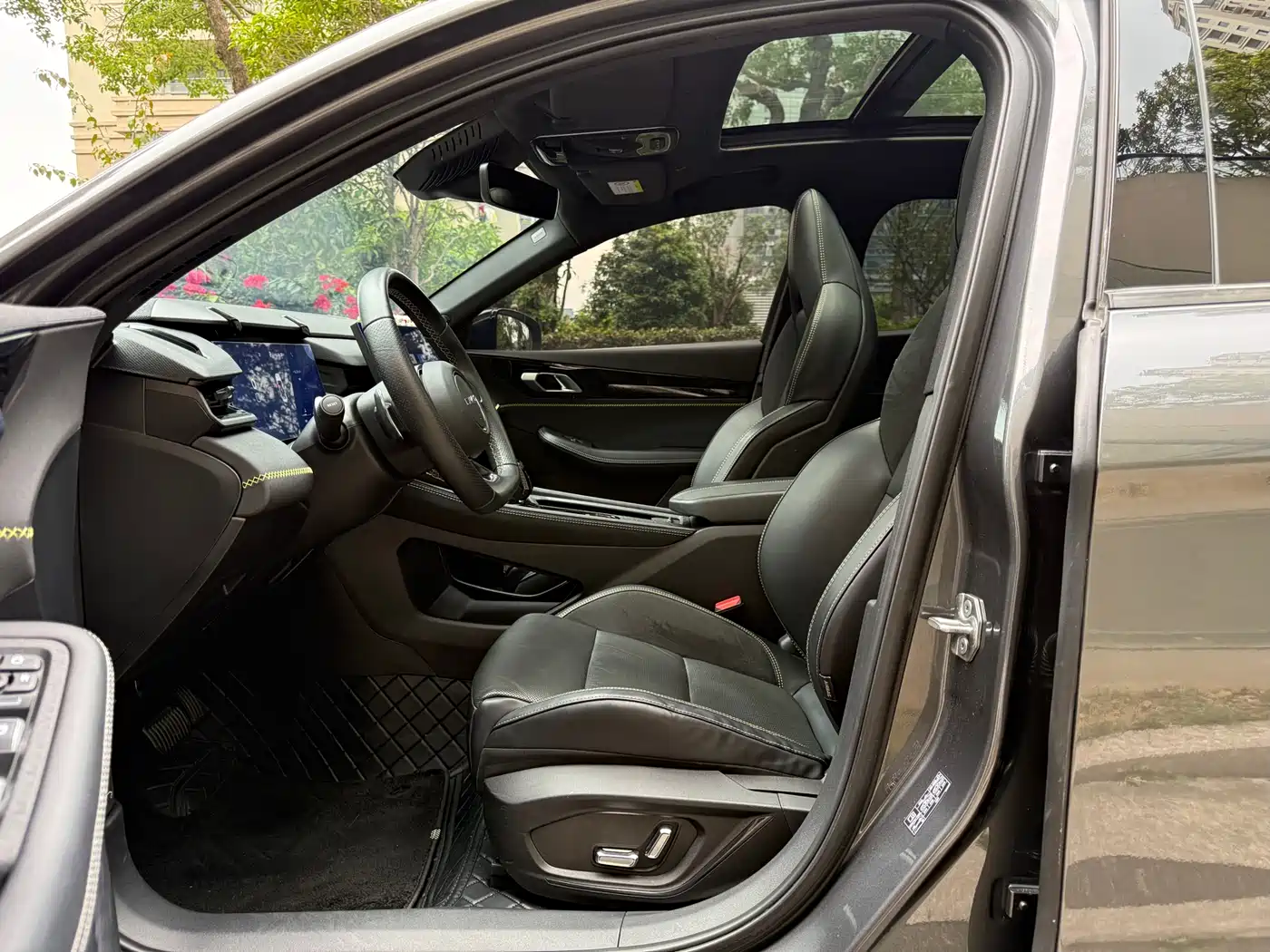 Lynk & Co 03 2023 1.5TD DCT Power Pro фото 4