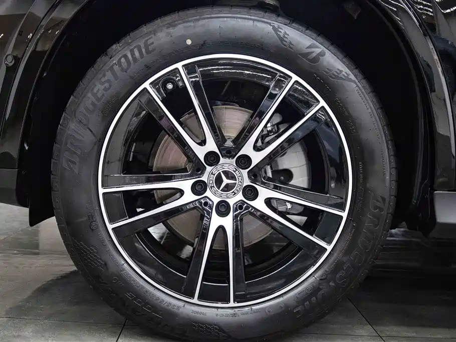 Mercedes-Benz GLC 2025 Model Year GLC 260 L 4MATIC Luxury фото 13