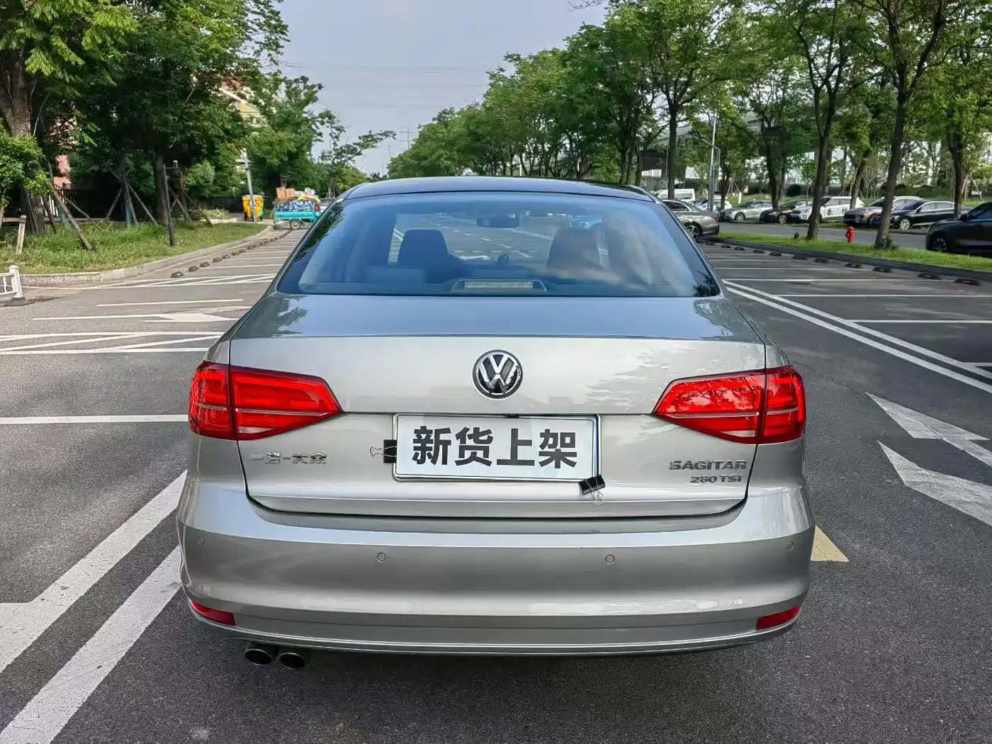 Volkswagen Sagitar 2018 280TSI DSG Luxury фото 8