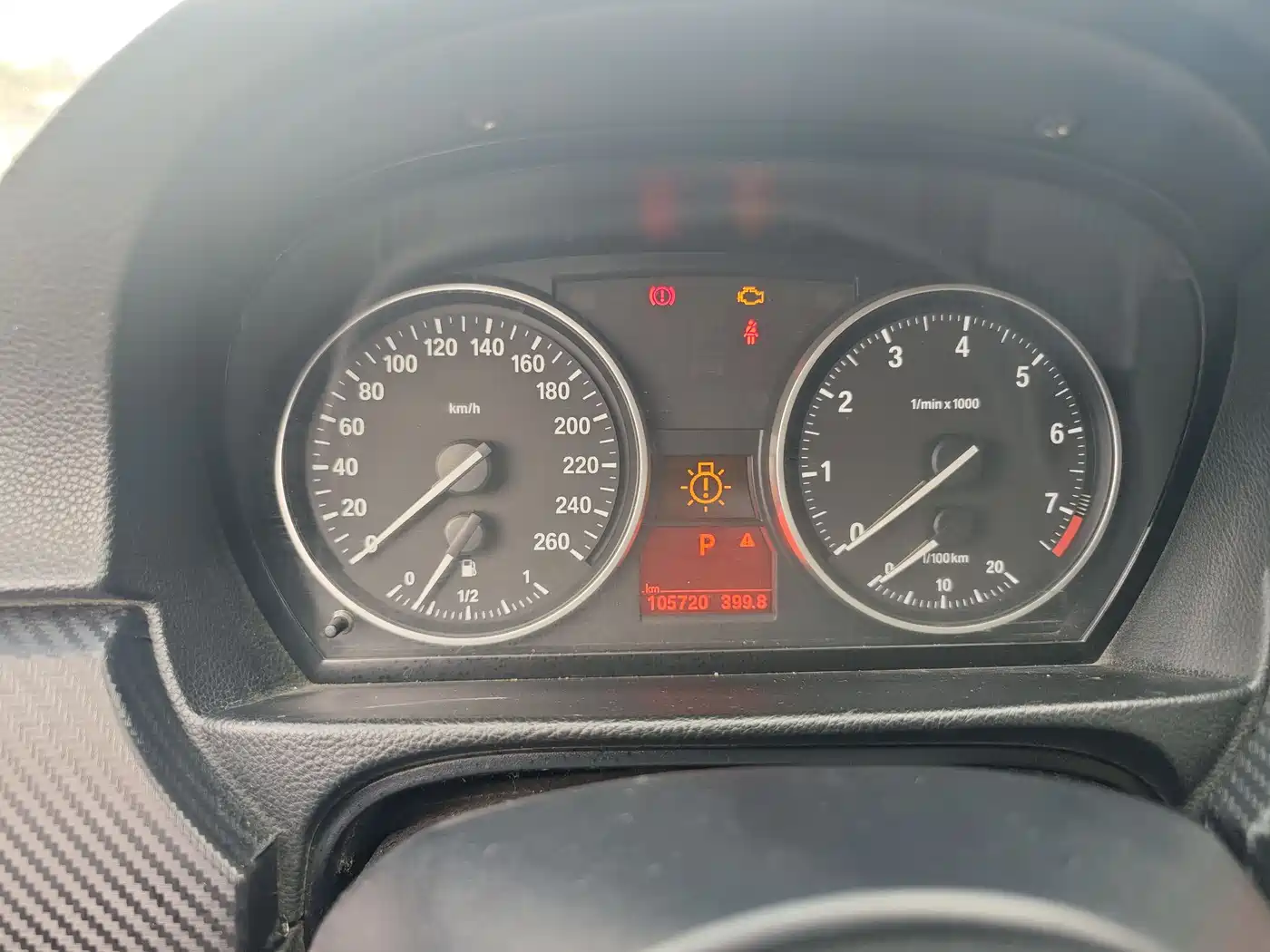 BMW 3 Series 2009 325i Luxury фото 22