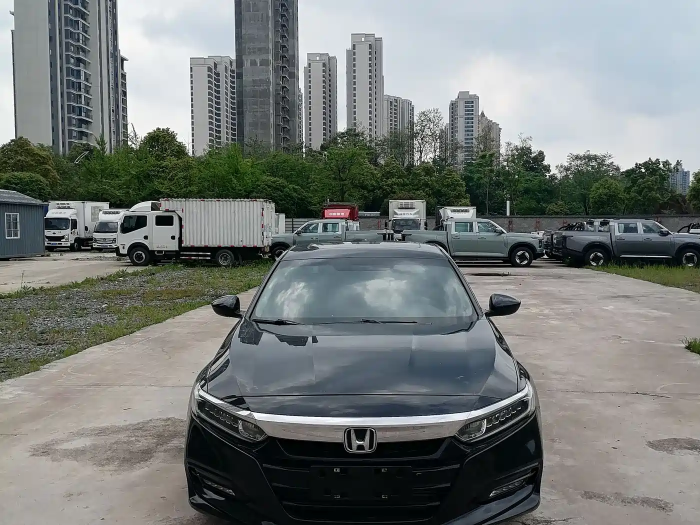 Фото 2 - Honda Accord