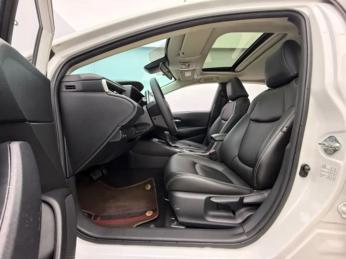 Toyota Corolla 2021 1.2T S-CVT Elite PLUS Edition фото 19