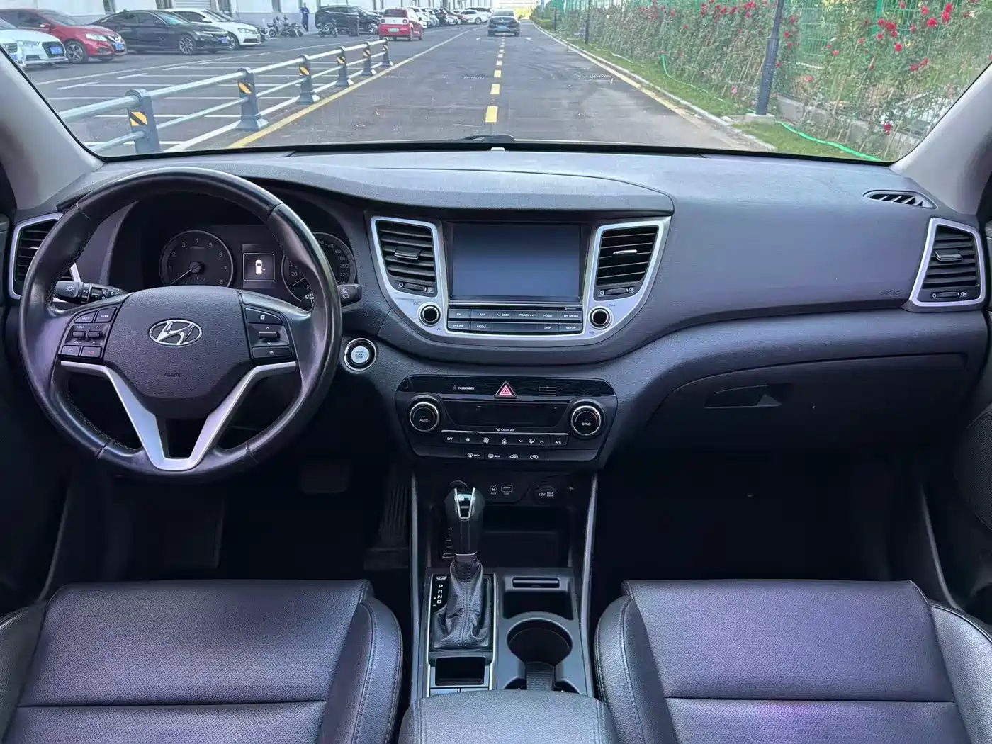 Hyundai Tucson 2015 1.6T Dual Clutch 2WD Smart фото 5