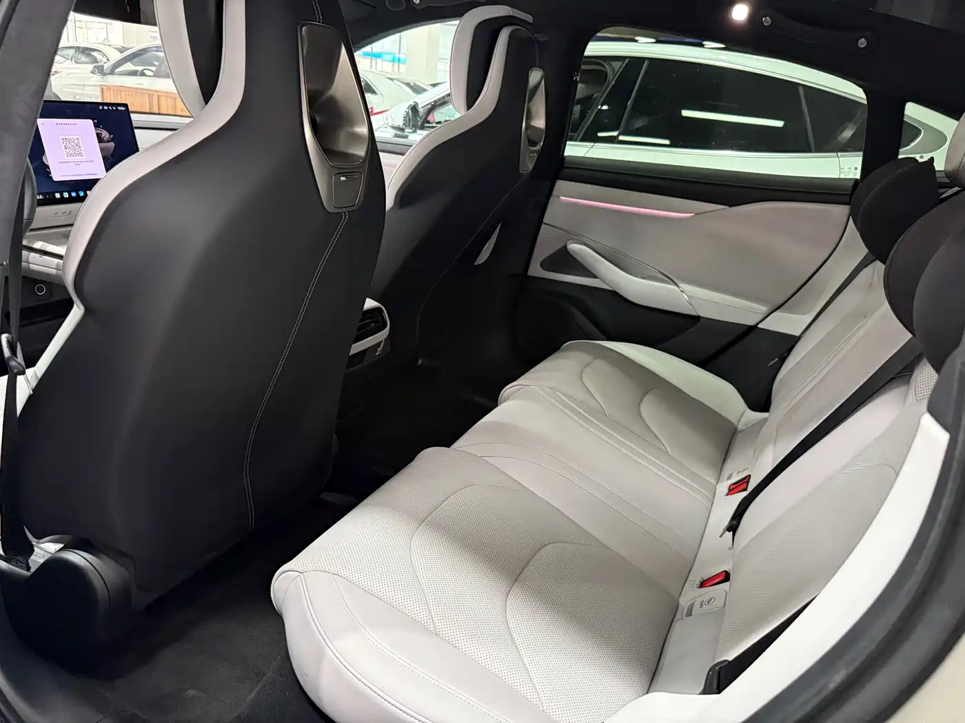Xiaomi Auto Xiaomi SU7 2024 AWD Extended Range Advanced Smart Driving Max Edition фото 16