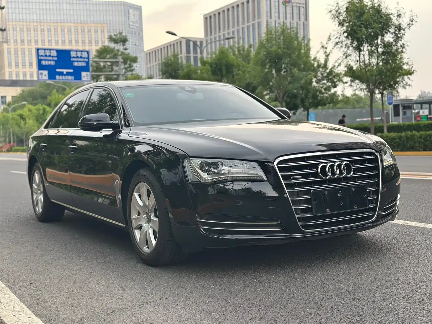Audi A8 2012 A8L 45 TFSI quattro Luxury фото 15