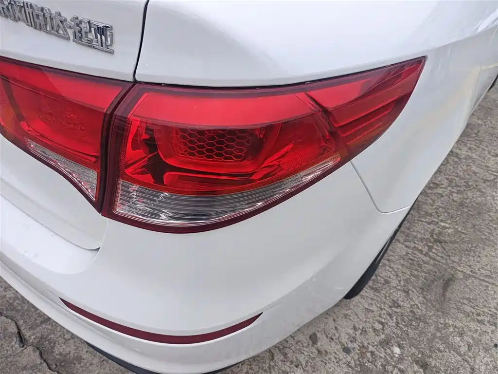 Kia K2 2015 Sedan 1.4L AT GLS фото 8