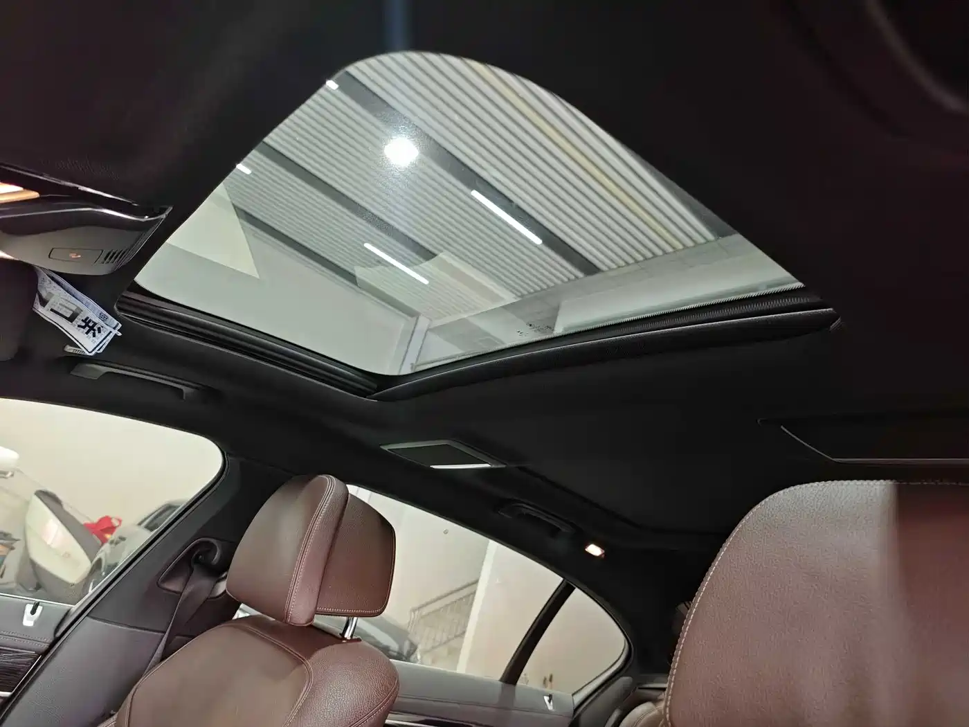 BMW 7 Series 2018 730Li Leading Type M Sport Package фото 17