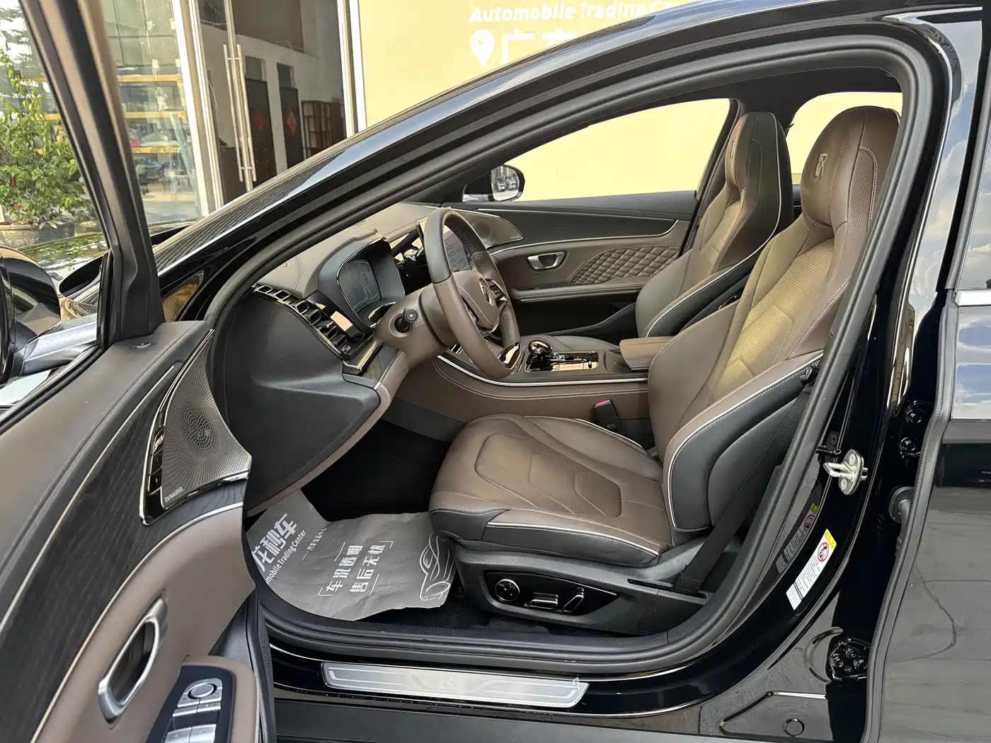 BYD Han 2022 DM-i 121KM Premium Edition фото 6