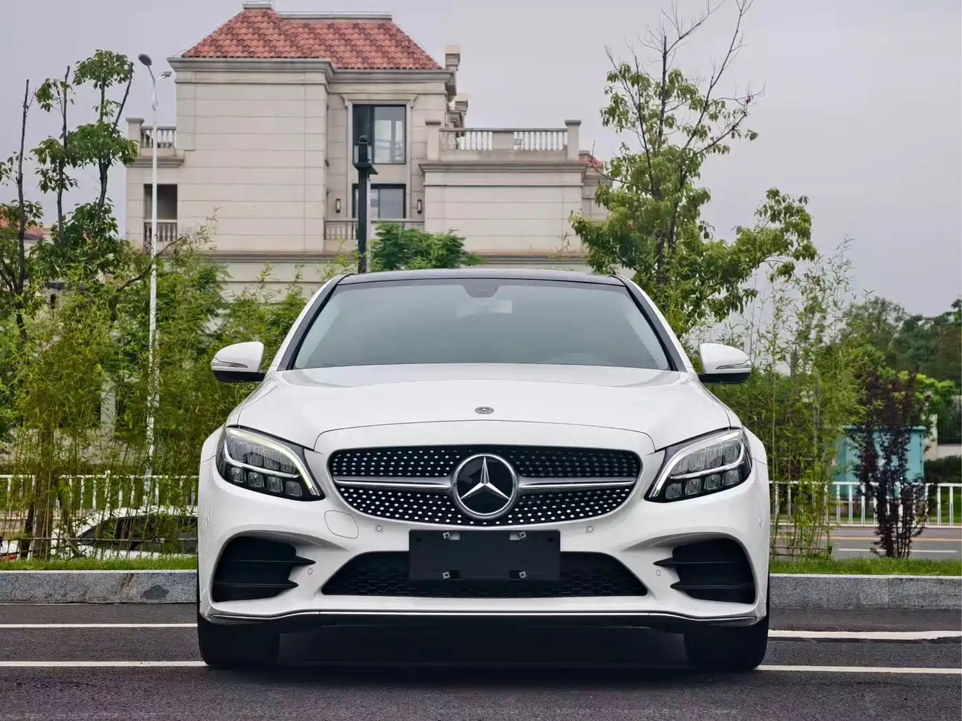 Mercedes-Benz C-Class 2019 C 260 L Sport фото 2