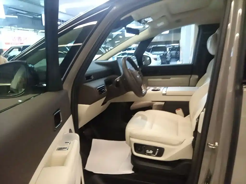 Li Auto MEGA 2024 2024 Ultra