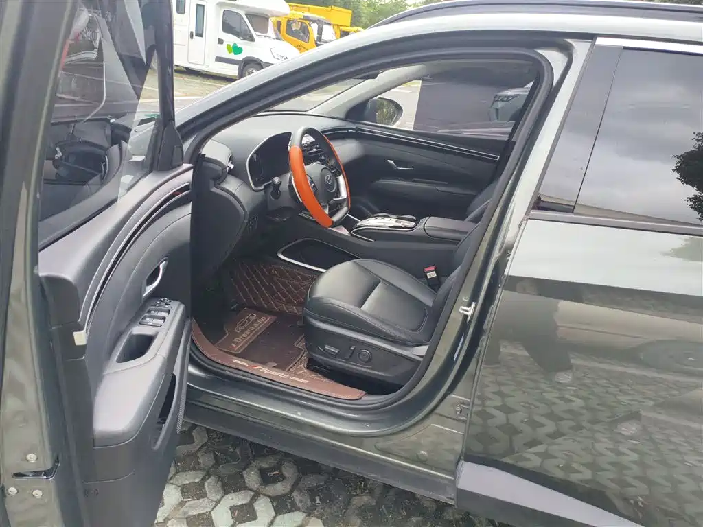 Hyundai Tucson 2023 Tucson L 1.5T Automatic 2WD DLX Luxury Edition фото 8