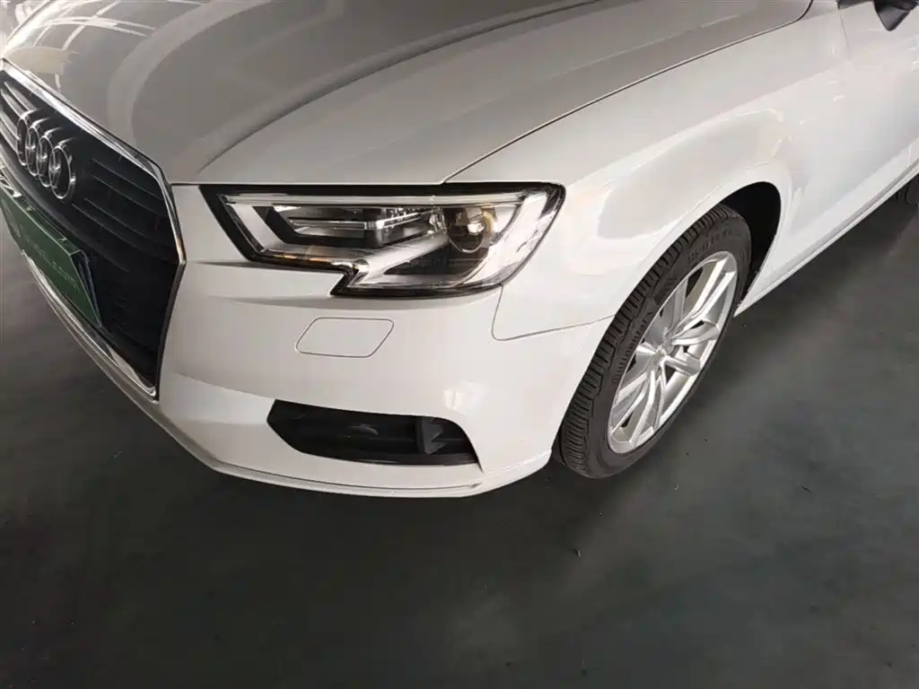 Audi A3 2018 30th Anniversary Limousine 35 TFSI Progressive фото 24