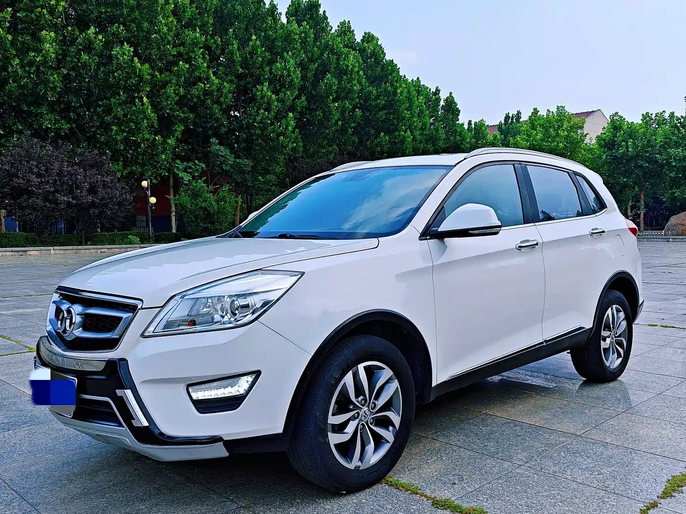 BAIC Senova X65 2015 2015 2.0T Manual Luxury