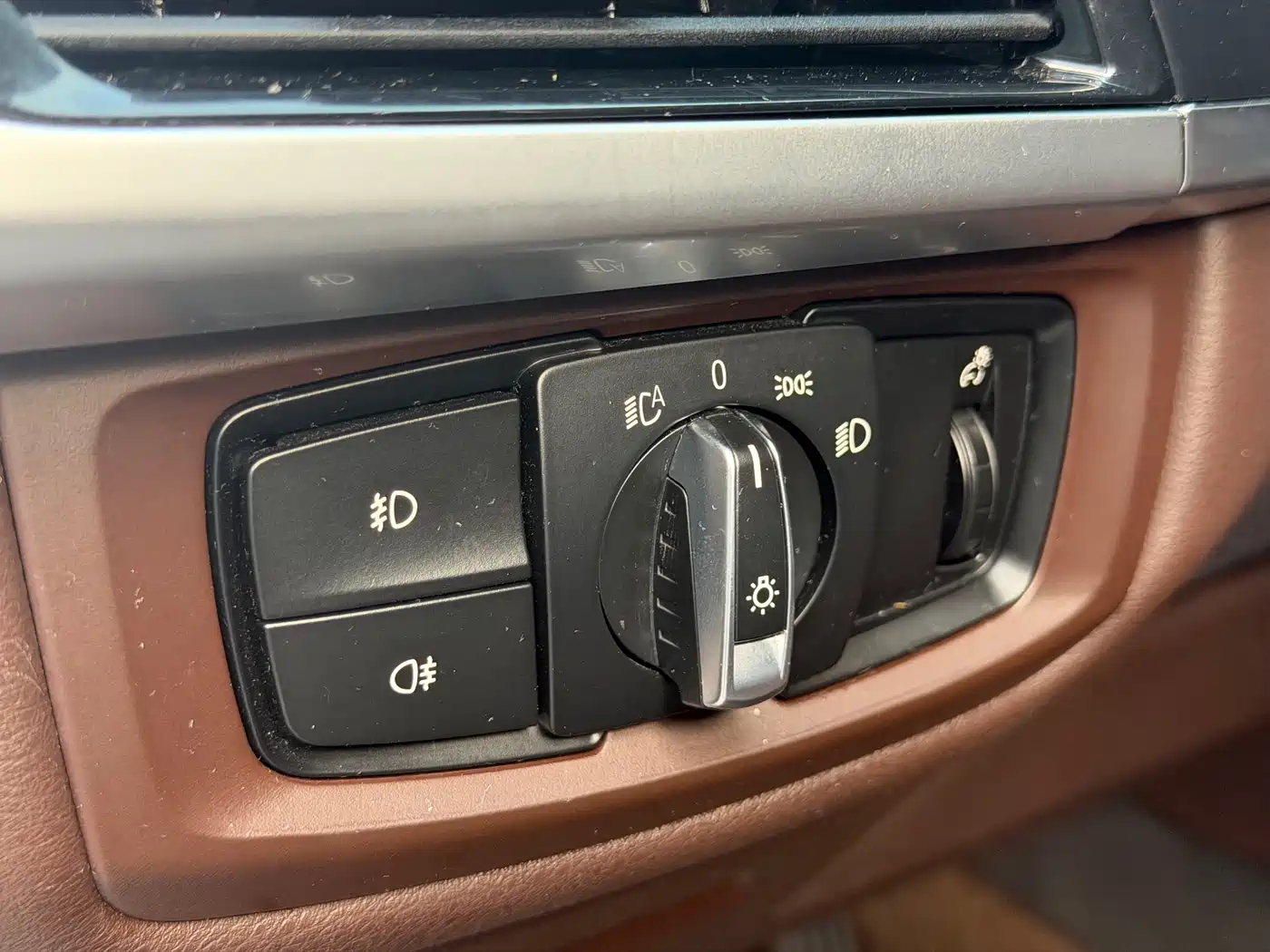 BMW X5 (Import) 2017 xDrive28i фото 5
