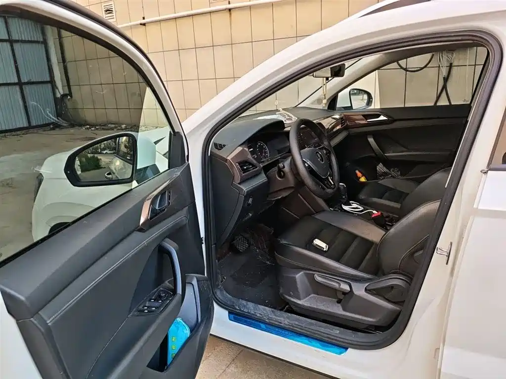 Volkswagen Tharu 2021 Model 280TSI 2WD Comfort Edition фото 14