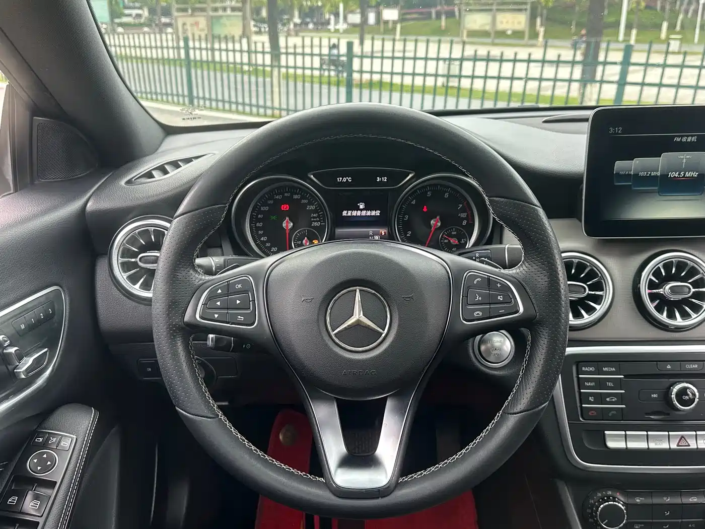 Mercedes-Benz CLA (Import) 2017 Facelift CLA 200 Style фото 14