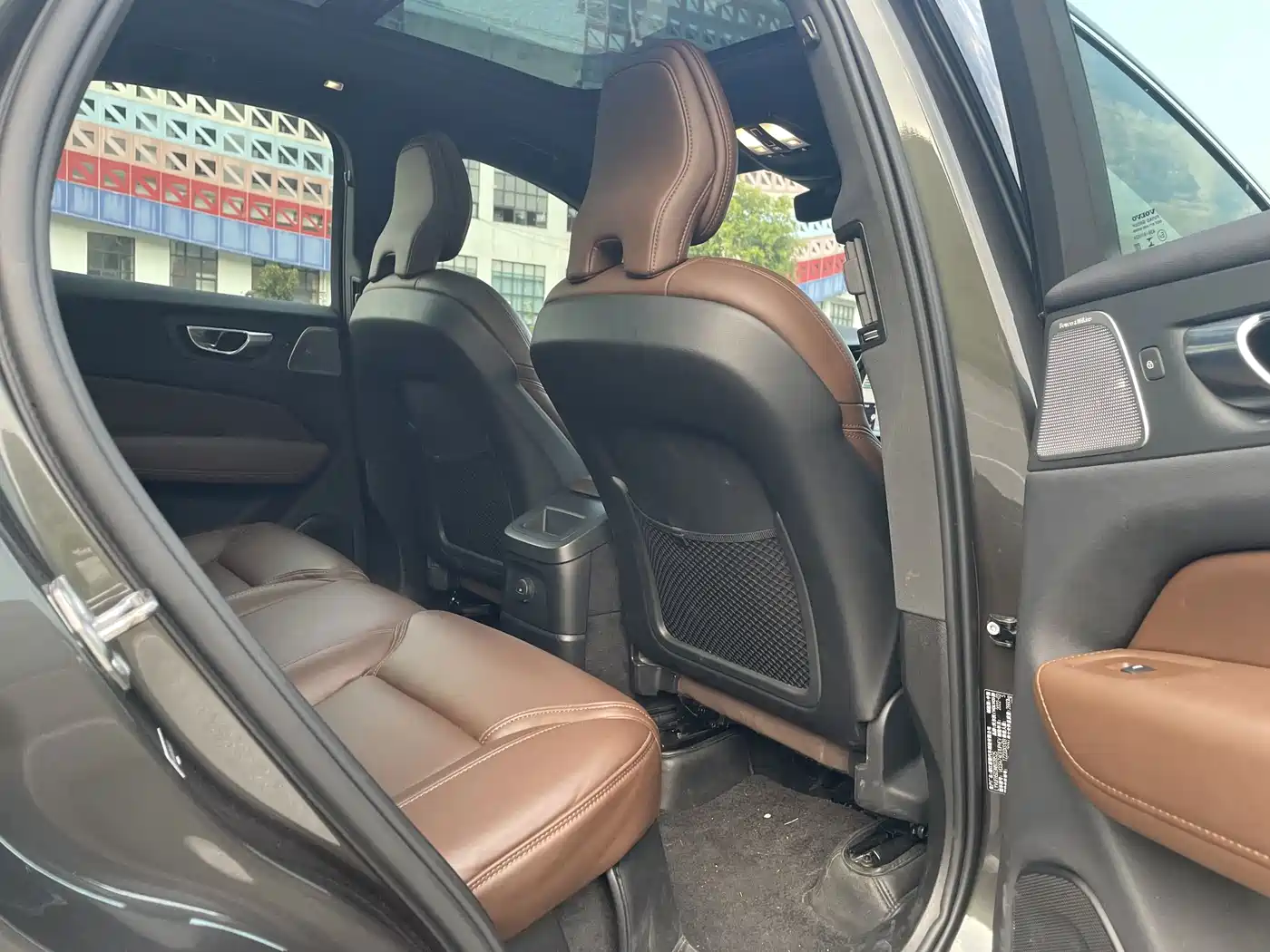 Volvo XC60 Plug-in Hybrid 2022 2022 T8 Plug-in Hybrid Long Range AWD Inscription Luxury Edition