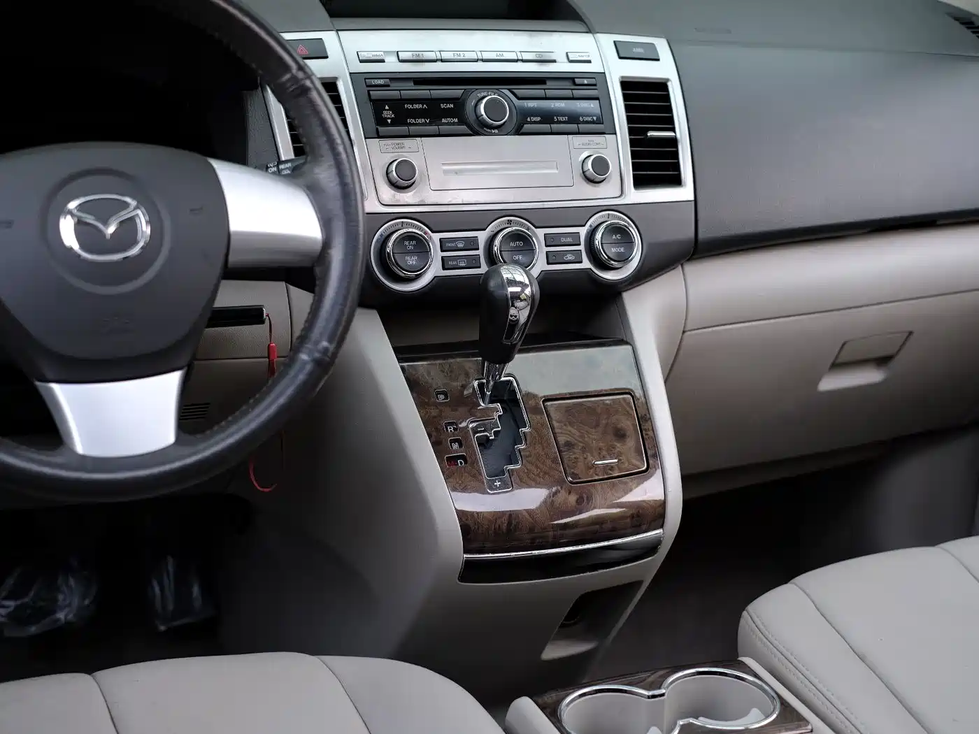 Mazda 8 2012 2011 Model 2.3L Premium Edition