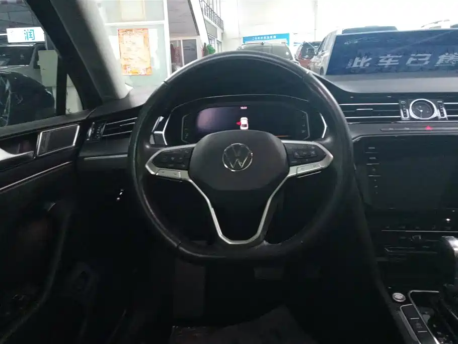 Volkswagen Passat 2021 Model 380TSI Luxury Edition фото 15