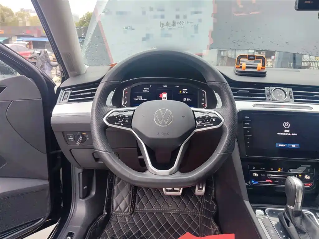 Volkswagen Magotan 2023 Model 2 Million Commemorative Edition 330TSI DSG Luxury фото 11