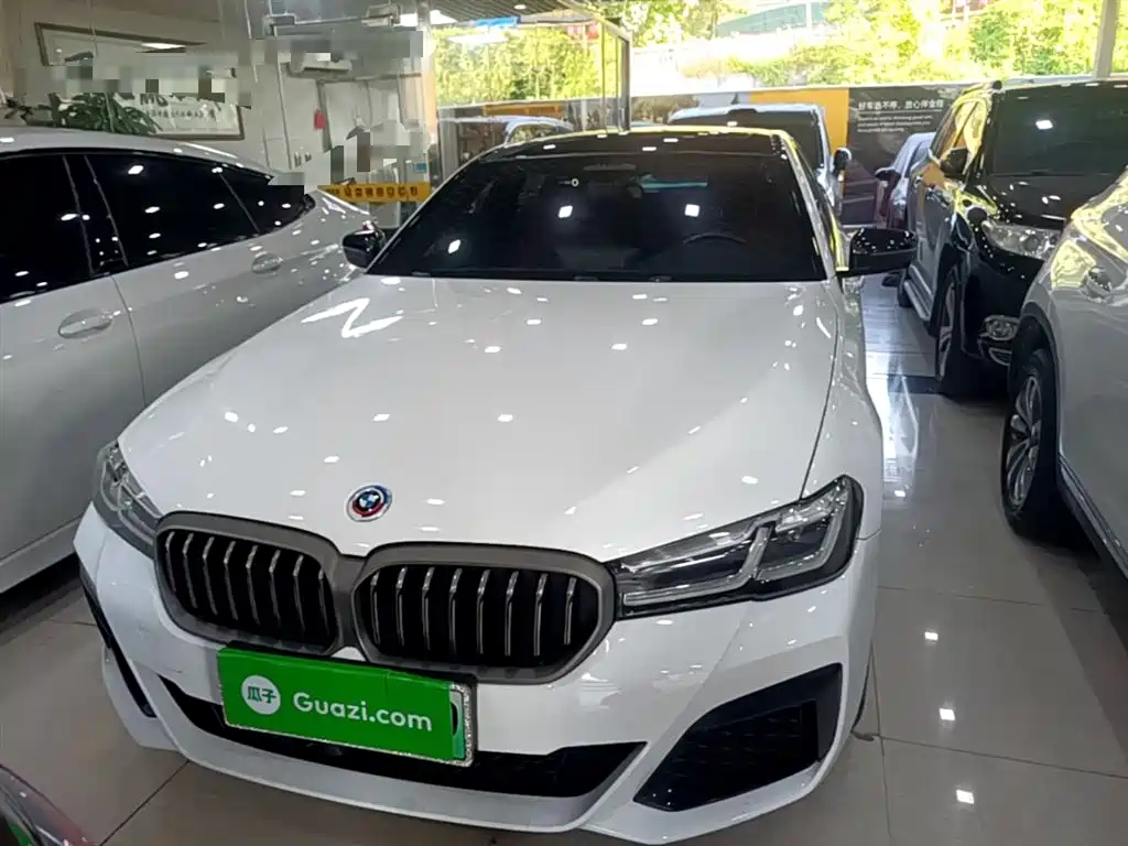 BMW 5 Series New Energy 2022 Facelift II 535Le Pioneer Edition M Sport Package фото 3