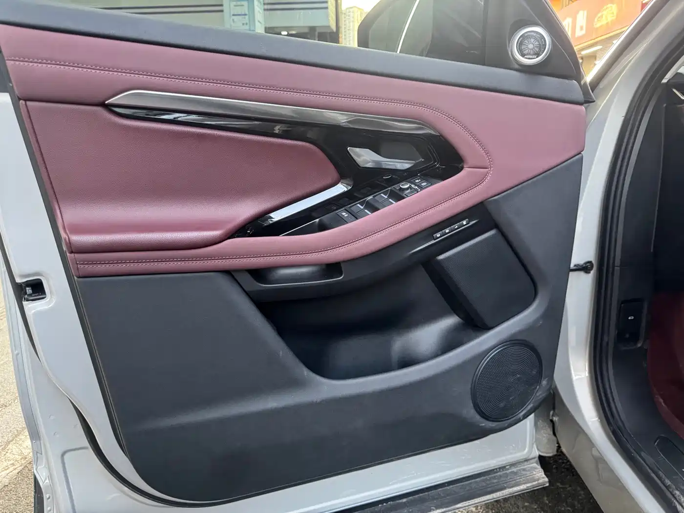 LAND ROVER RANGE ROVER AURORA