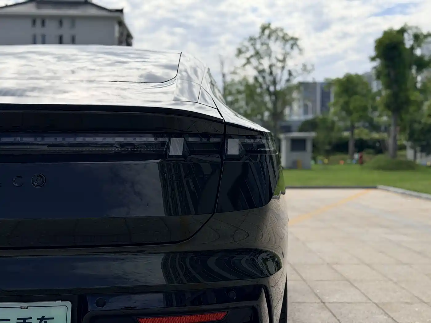 Lynk & Co 10 EM-P 2025 Facelift 240 AWD Ultra Sport Edition фото 21