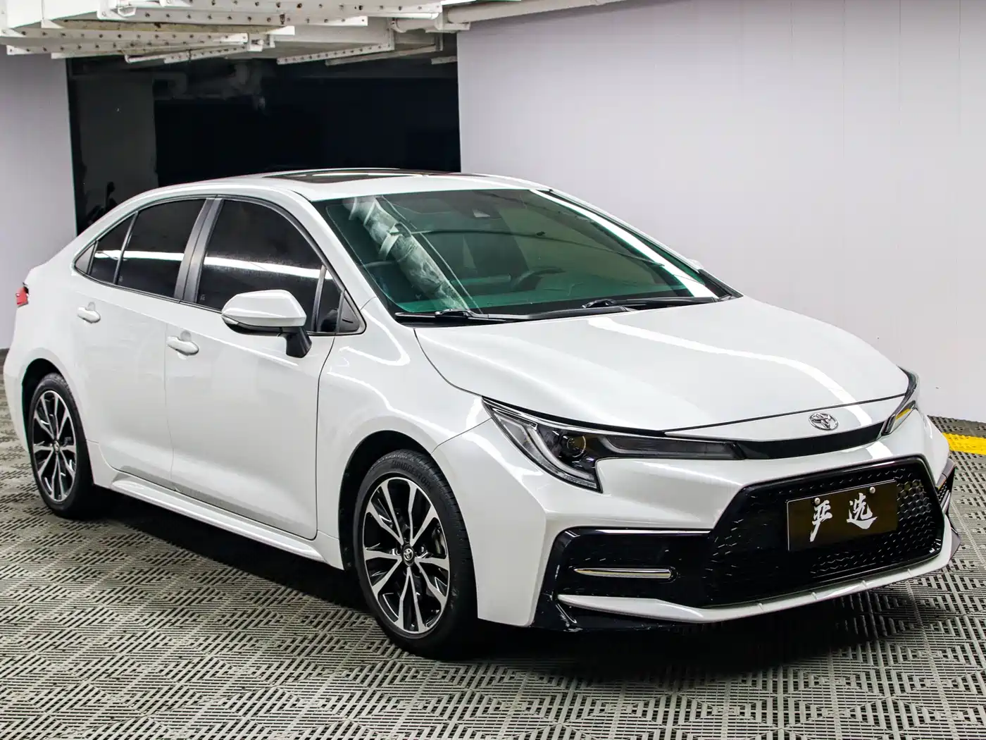 Toyota Levin 2022 185T CVT Sport Edition фото 3