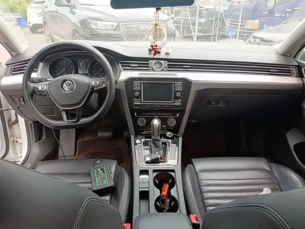 Volkswagen Magotan 2018 330TSI DSG Leading фото 10