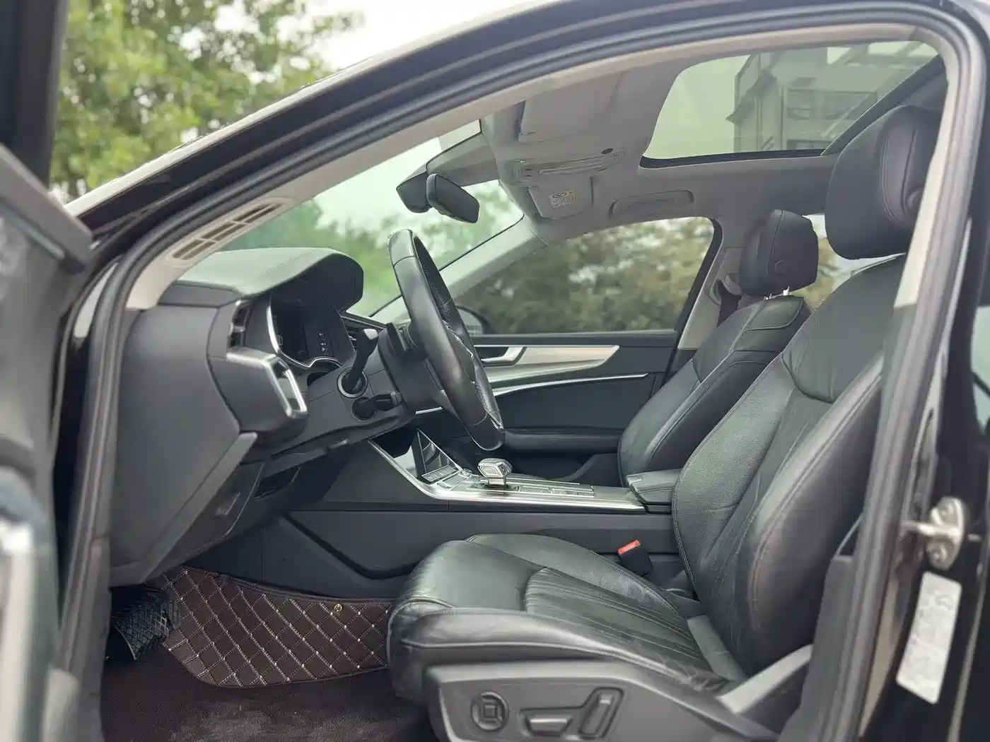 Audi A6L 2021 45 TFSI Exclusive Elegance фото 5
