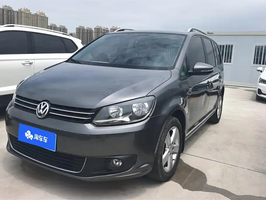 Volkswagen Touran 2015 1.4T Manual Comfort Edition 5-seater
