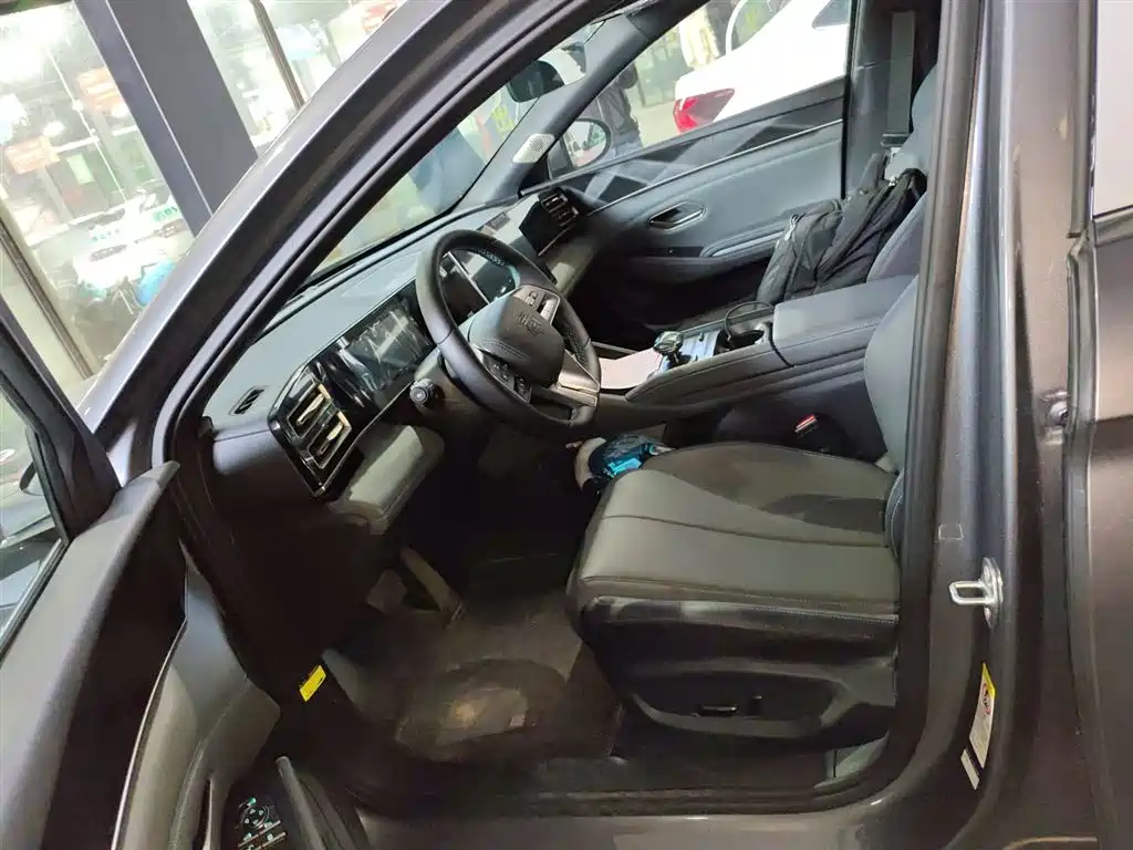 BYD Qin L 2024 DM-i 120KM Superior Edition фото 15