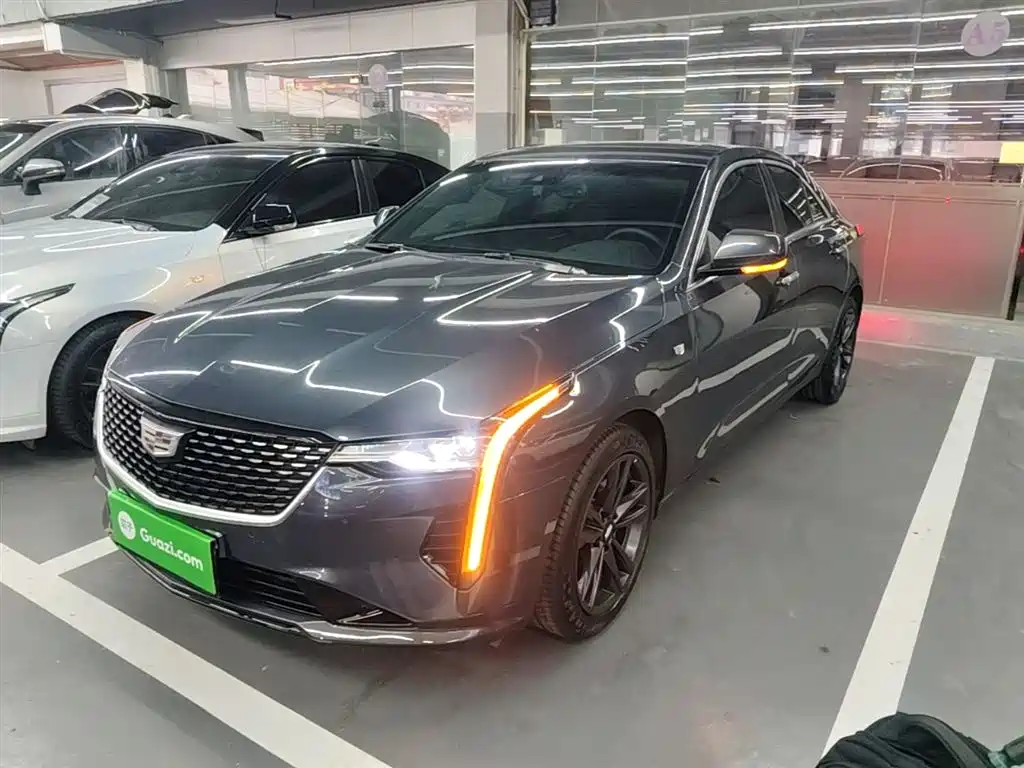 Cadillac CT4 2022 28T Luxury Model