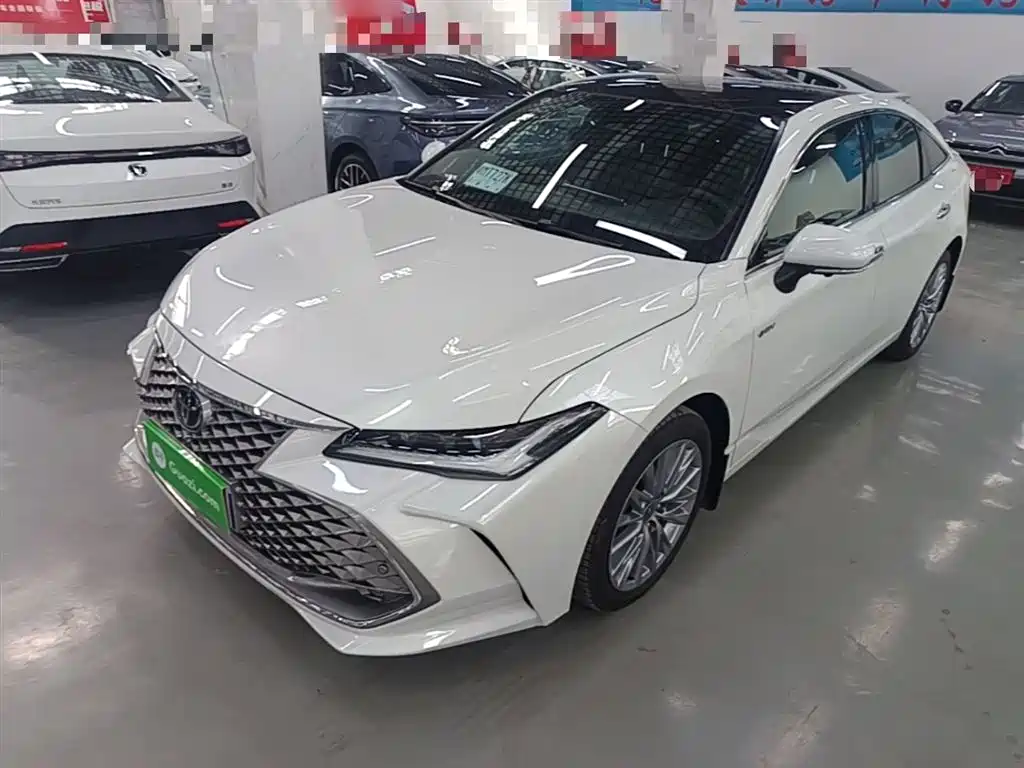 Toyota Avalon 2024 Model Hybrid 2.5L XLE Prestige Edition