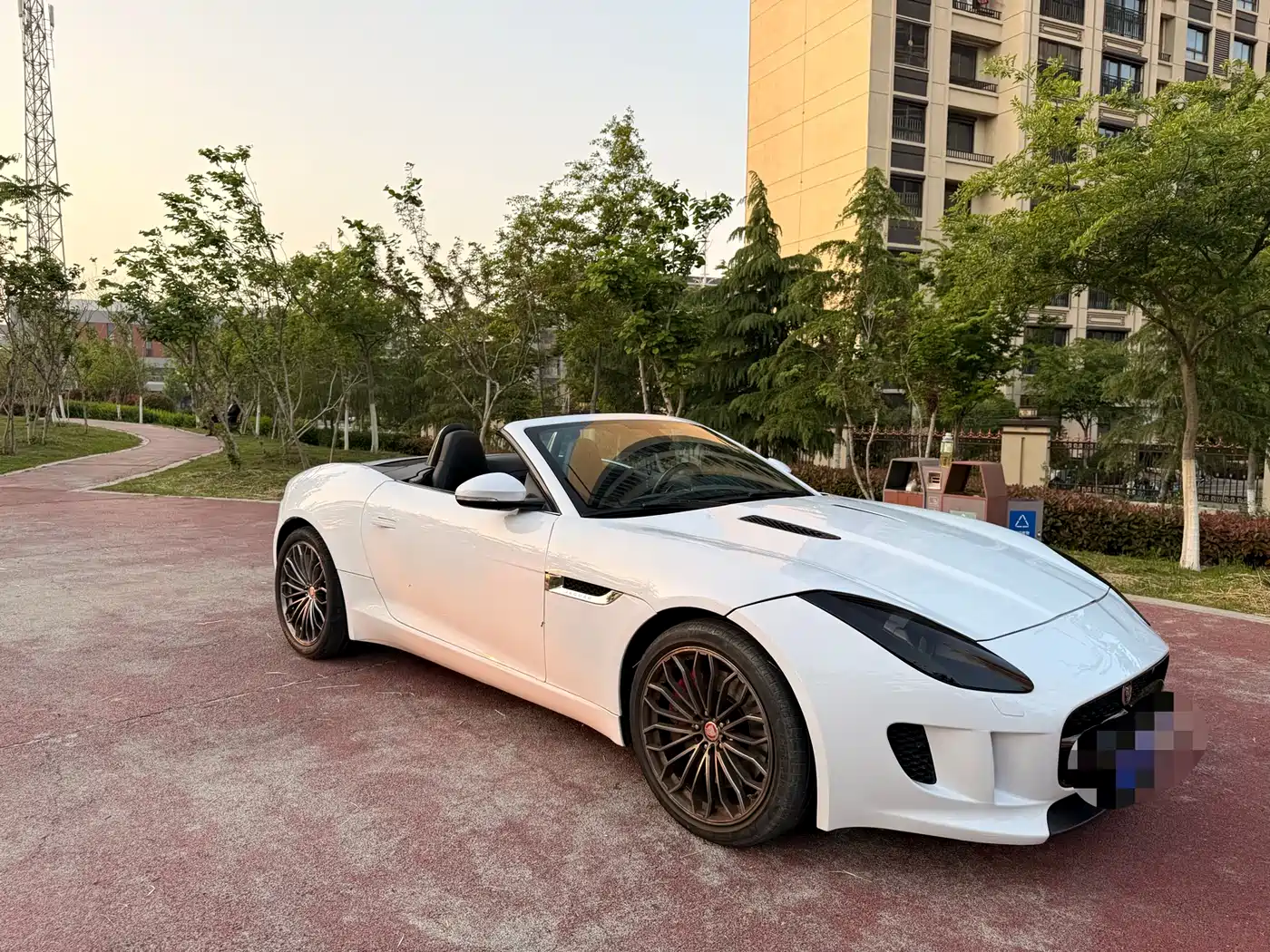 Jaguar F-TYPE 2013 3.0 SC Convertible фото 2