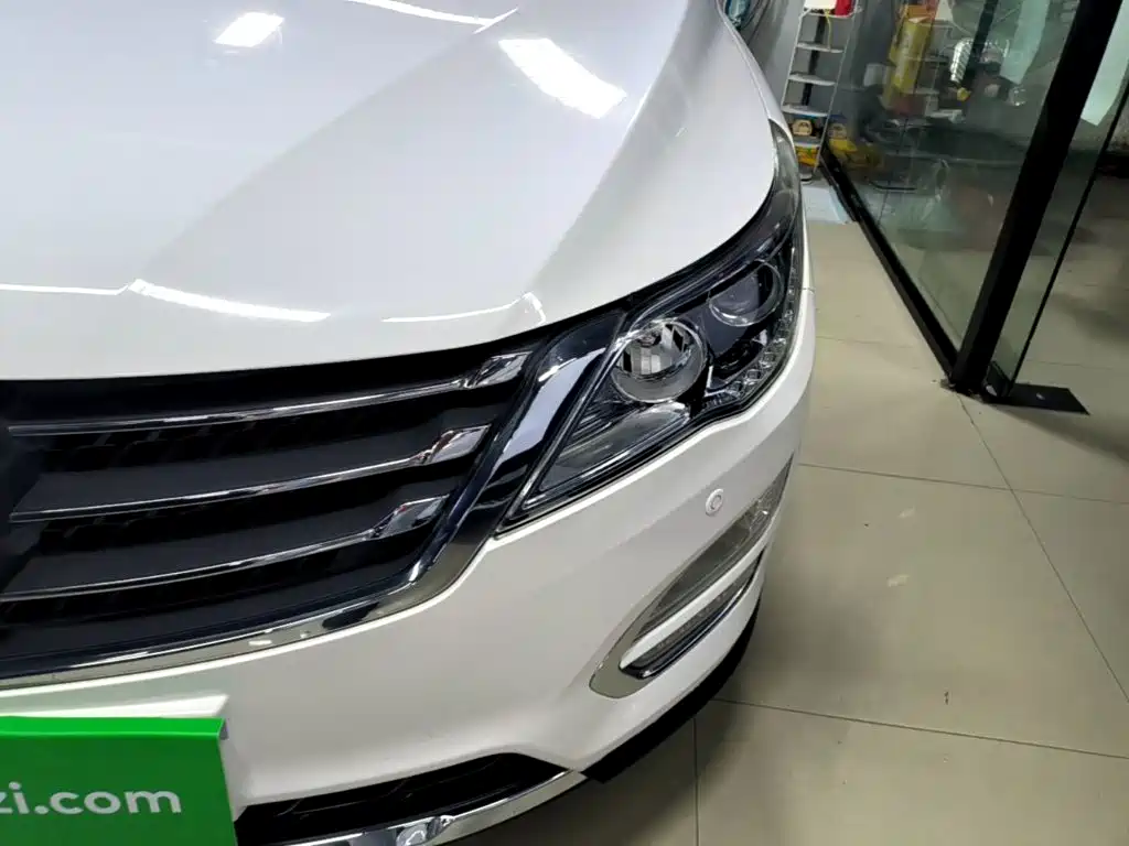 Baojun 560 2017 2016 1.8L iAMT Luxury