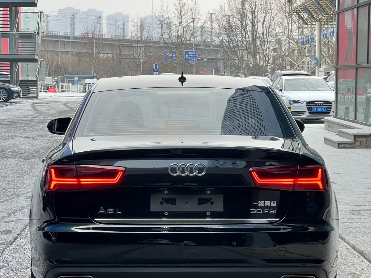 Audi A6L 2016 30 FSI Technology фото 6