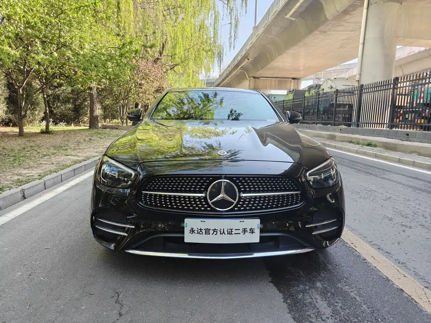 Mercedes-Benz E-Class 2021 E 300 L Sport Luxury Edition фото 4