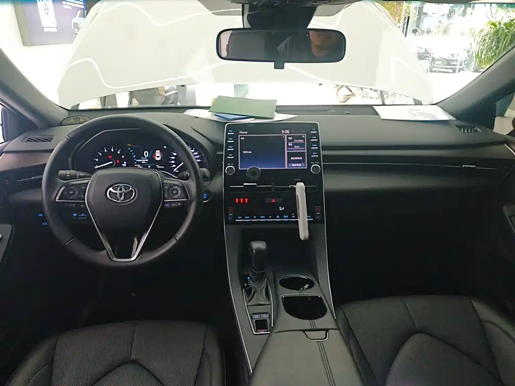 Toyota Avalon 2019 2.0L Luxury Edition (China VI) фото 6