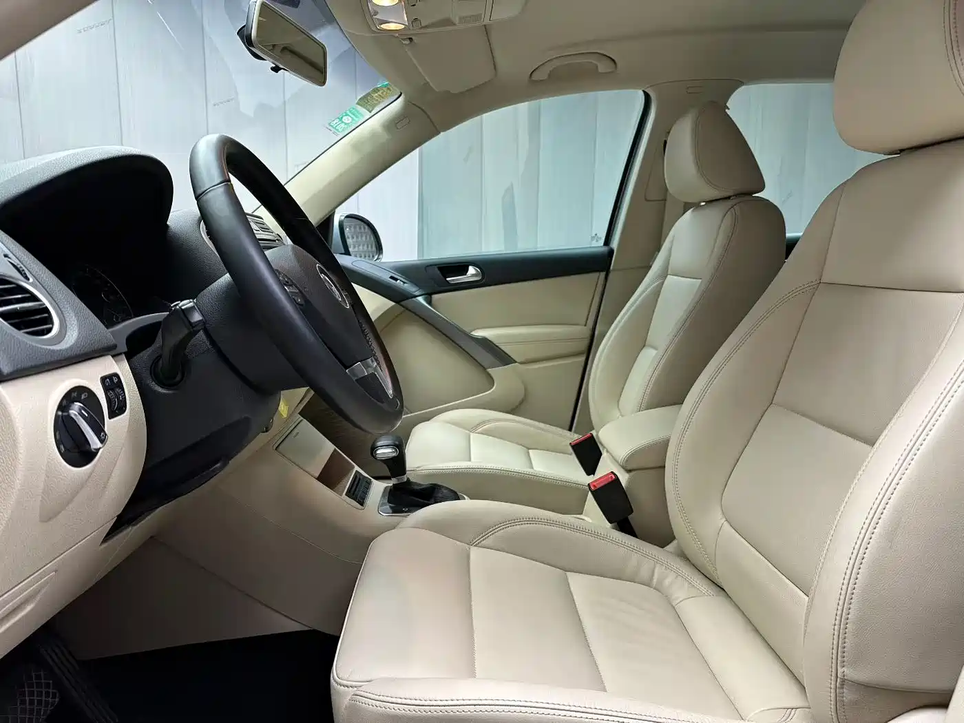 Volkswagen Tiguan 2010 1.8TSI Automatic 2WD Trend фото 5