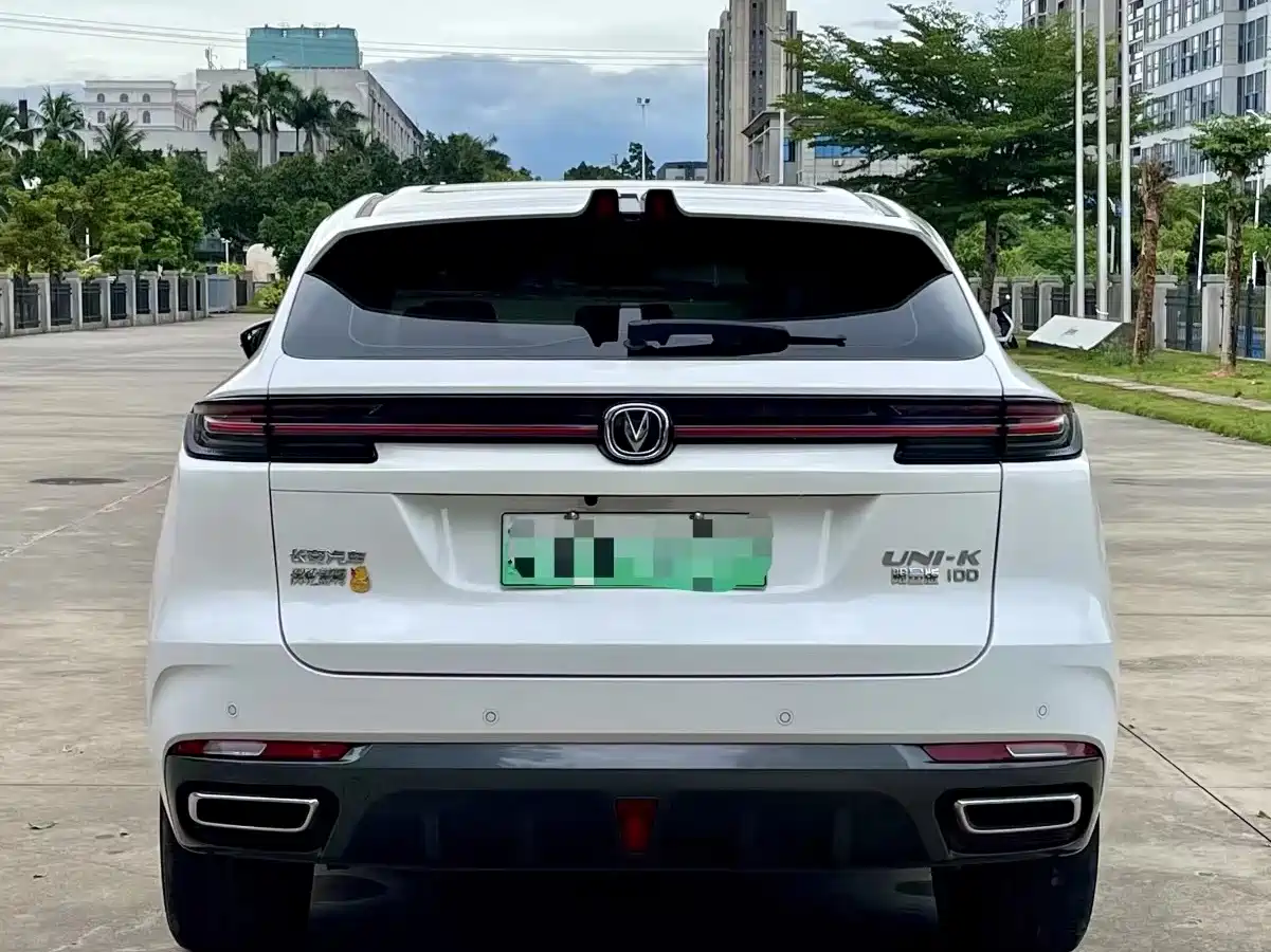 Фото 8 - Changan UNI-K iDD
