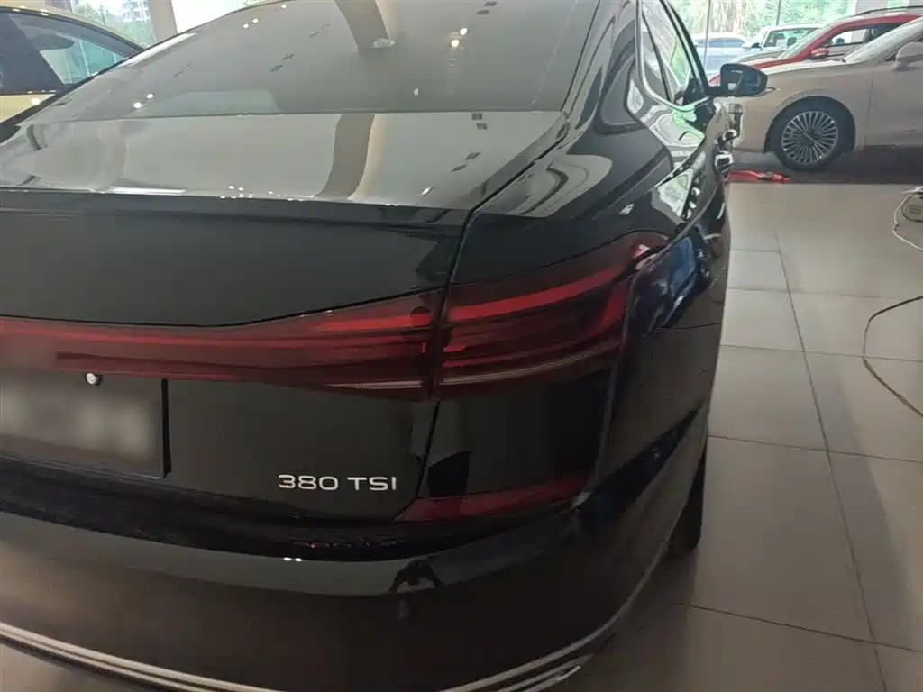 Volkswagen Passat 2025 Outstanding 380TSI Dragon Glory Edition фото 8
