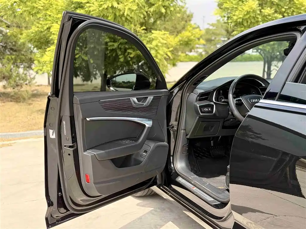 Audi A6L 2024 45 TFSI quattro Premium Dynamic фото 18