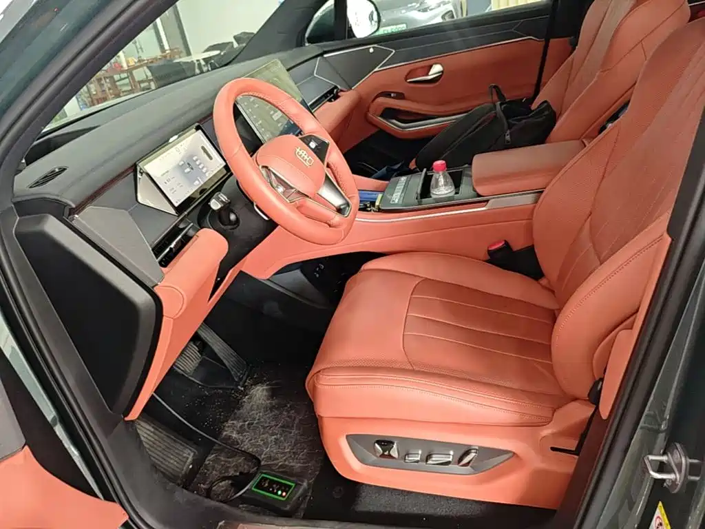 BYD Tang L 2025 2025 DM 175KM Drone Player Edition
