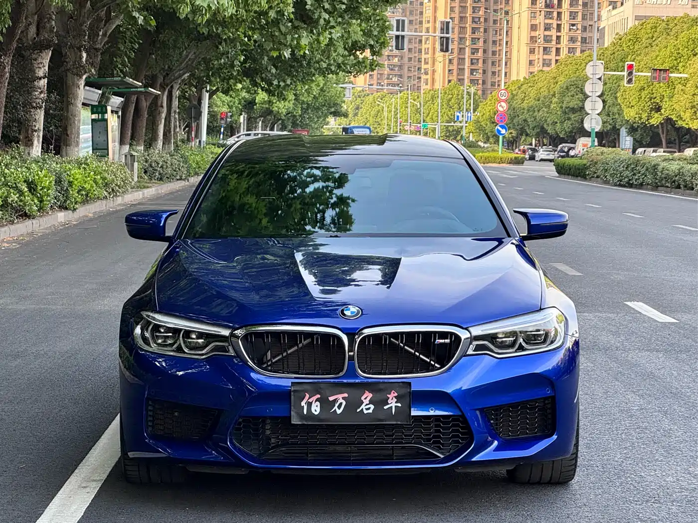 BMW M5 2018 M5 фото 2