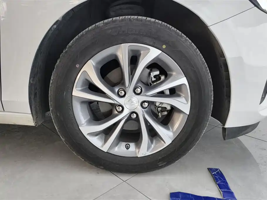 Buick Verano 2023 Pro Joy Edition фото 6